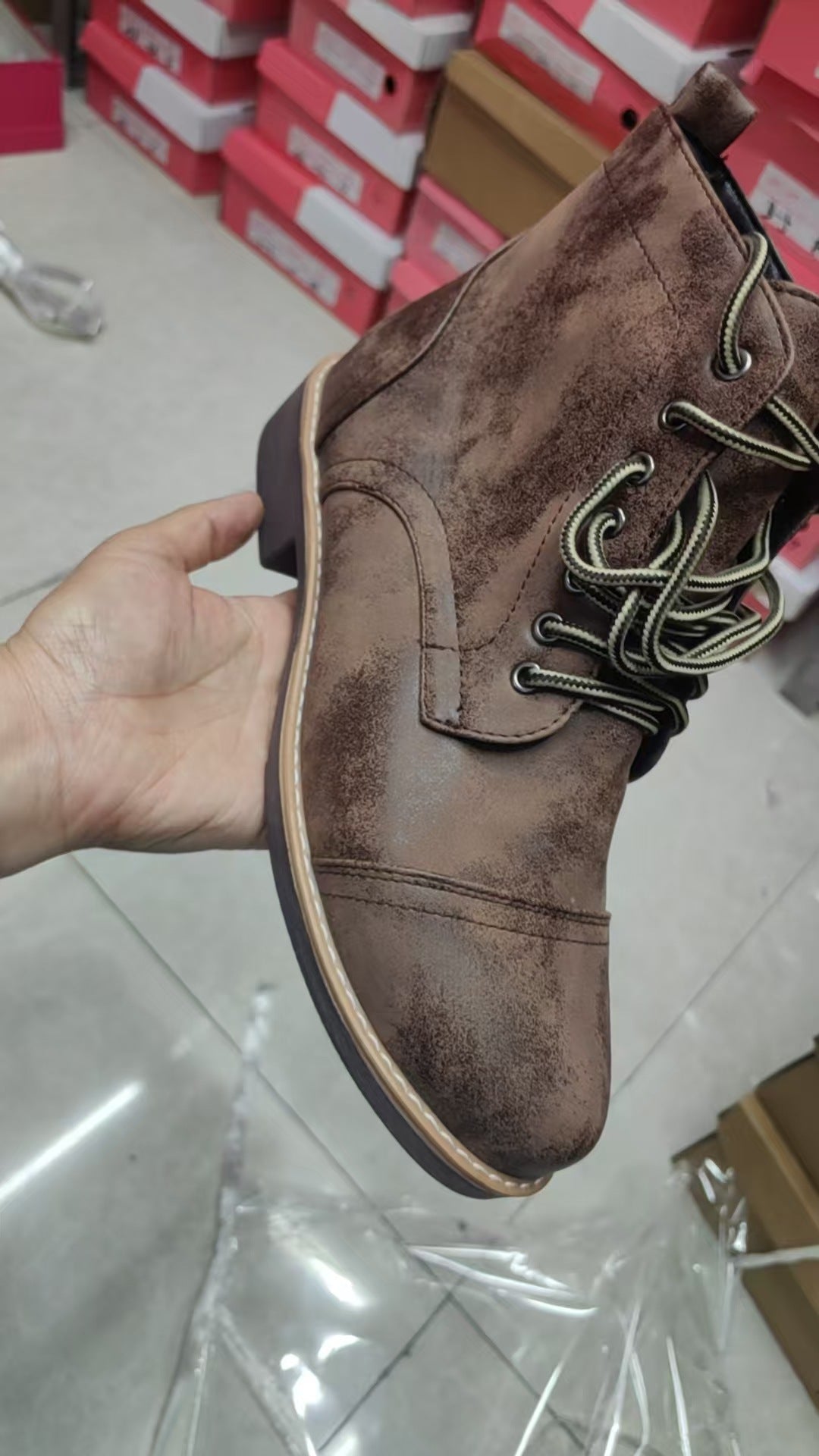 Chaussures Orthopédiques Gracieuses au Look Moderne
