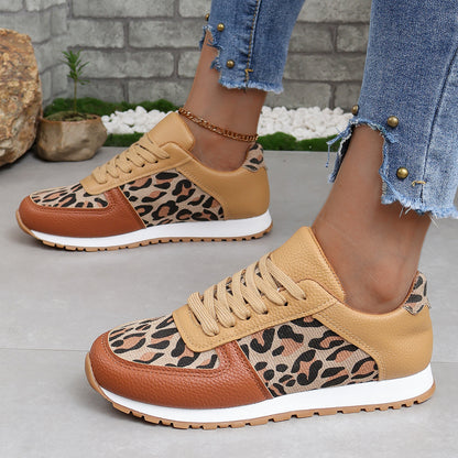 Chaussures Orthopédiques d'Inspiration Vintage