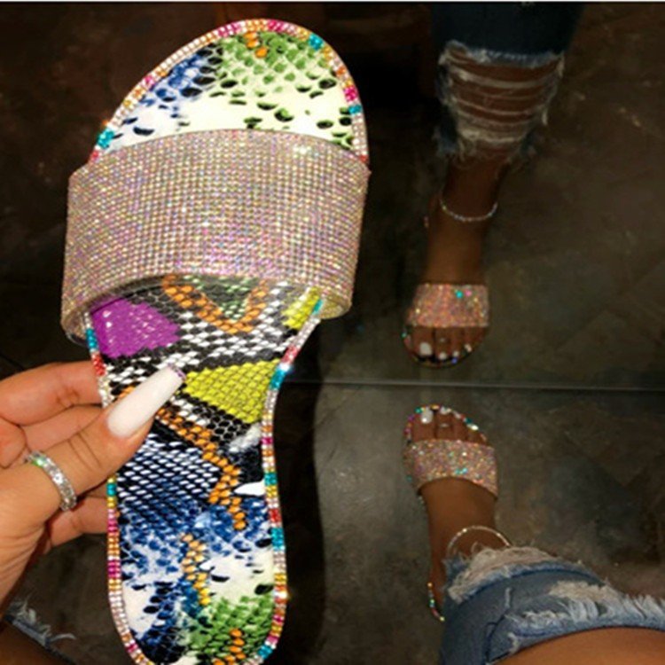 Chaussures Orthopédiques Gracieuses au Look Moderne