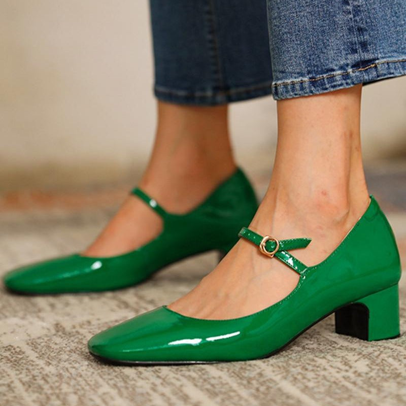 Chaussures Orthopédiques Gracieuses au Look Moderne