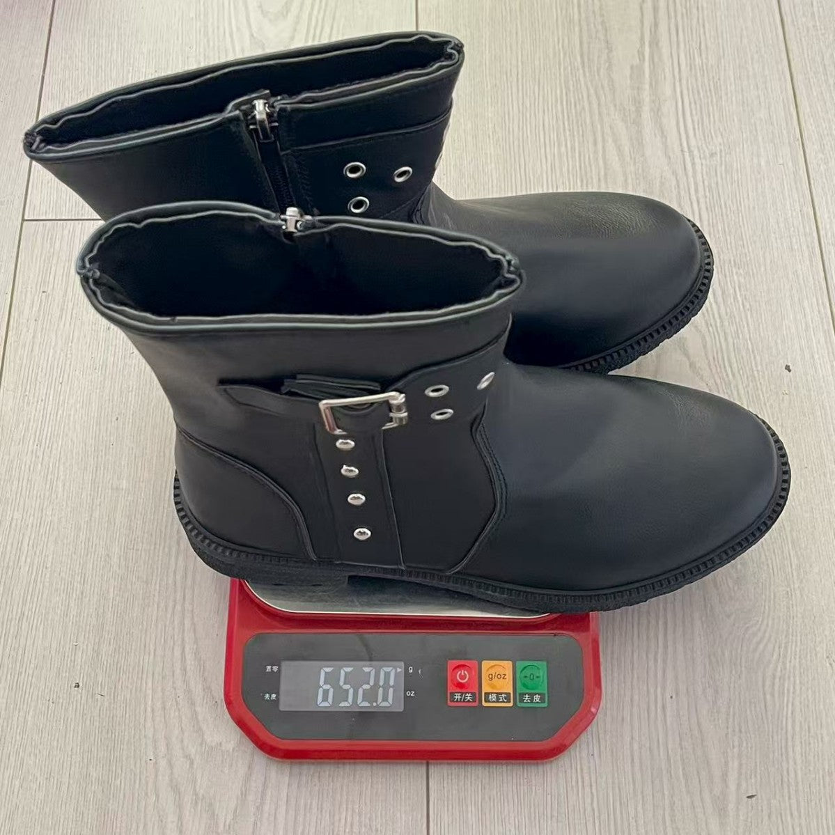 Bottes Orthopédiques Gracieuses au Look Moderne