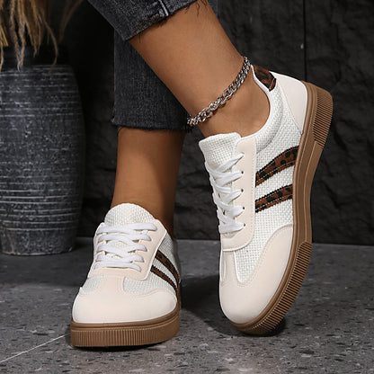 Chaussures Orthopédiques Gracieuses au Look Moderne