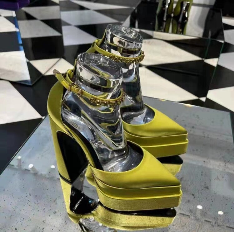 Sandales Orthopédiques Gracieuses au Look Moderne