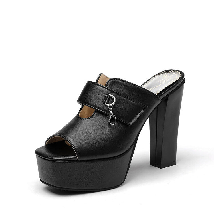 Sandales Orthopédiques Gracieuses au Look Moderne