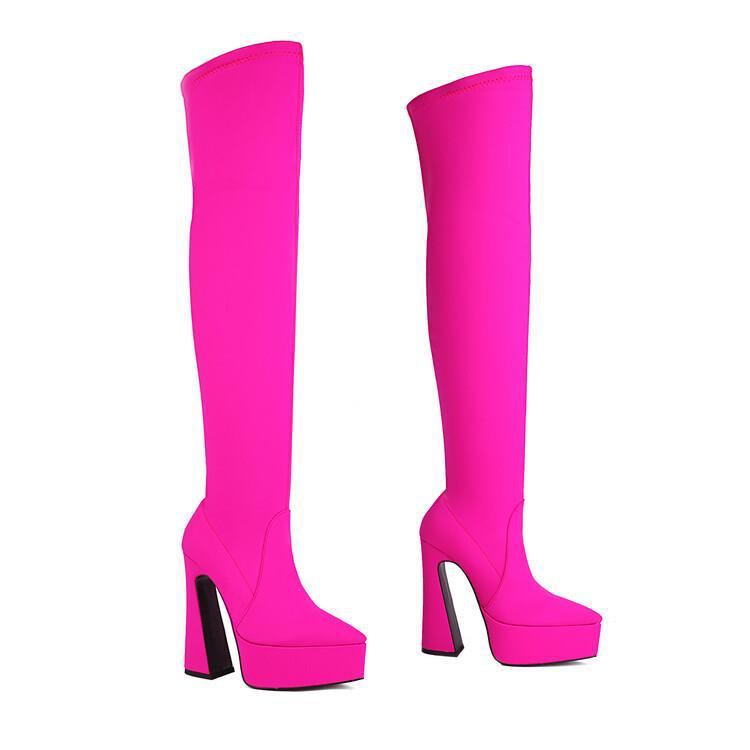 Bottes Orthopédiques Classiques au Style Intemporel