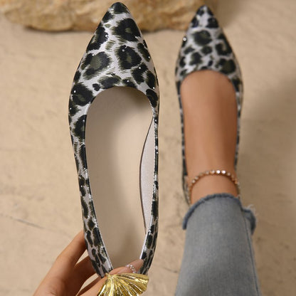 Chaussures Orthopédiques Gracieuses au Look Moderne