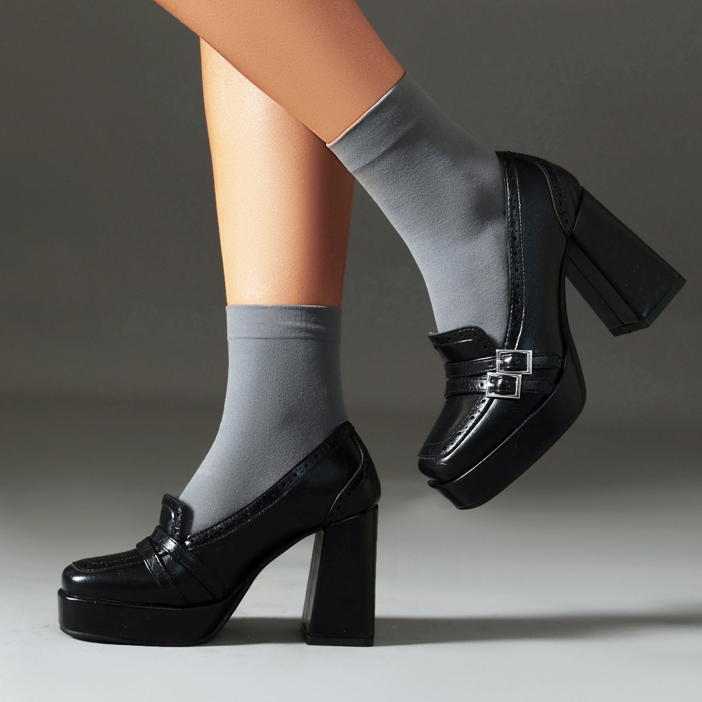 Chaussures Orthopédiques Gracieuses au Look Moderne