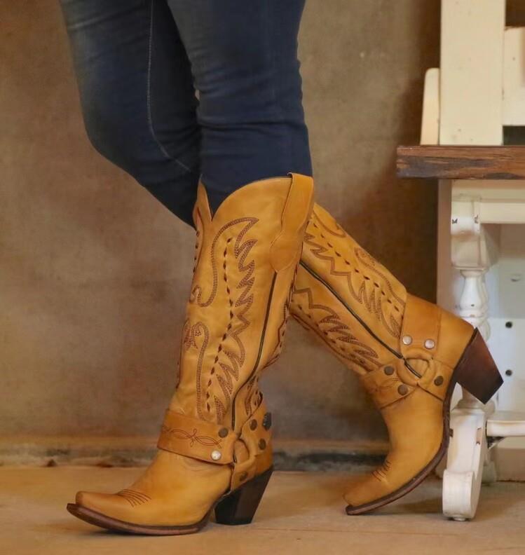 Bottes Orthopédiques Classiques au Style Intemporel