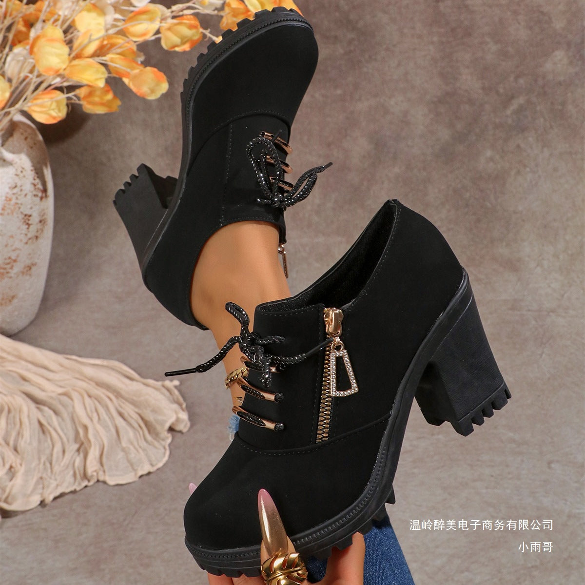 Bottes Orthopédiques Classiques au Style Intemporel