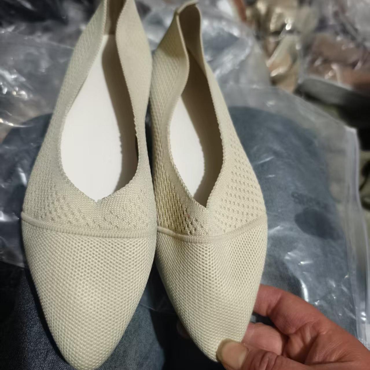 Chaussures Orthopédiques Gracieuses au Look Moderne