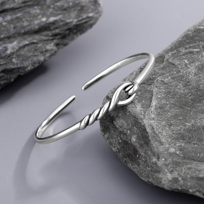 Bracelet classique au charme intemporel