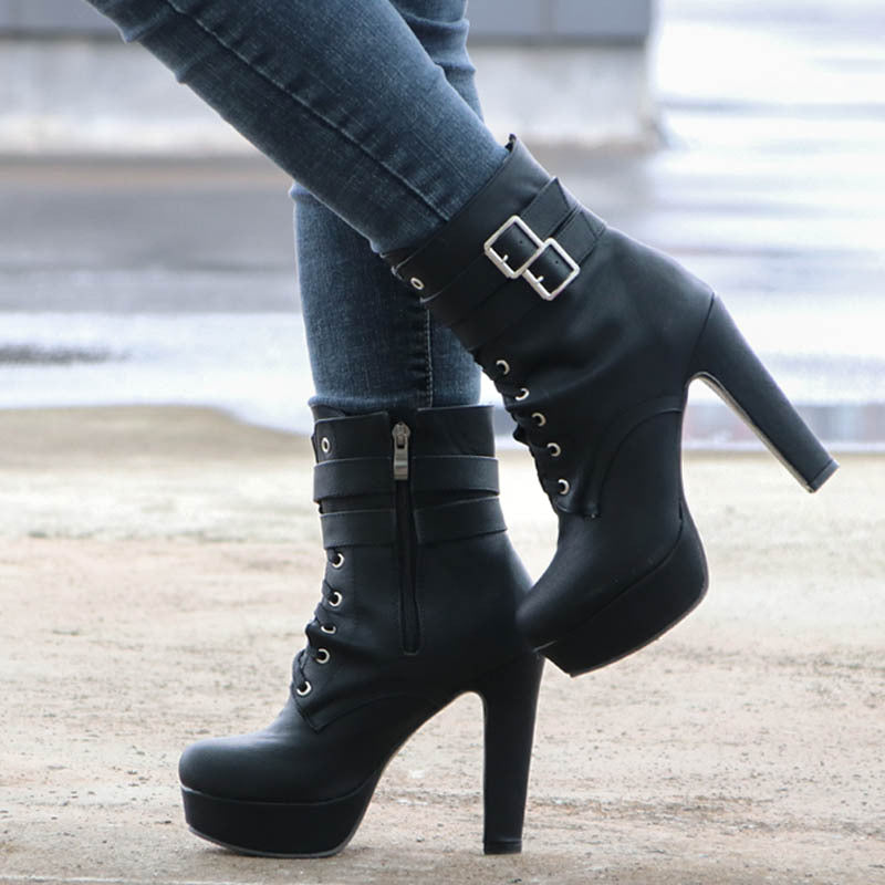 Bottes Orthopédiques Gracieuses au Look Moderne