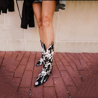 Bottes Orthopédiques Classiques au Style Intemporel
