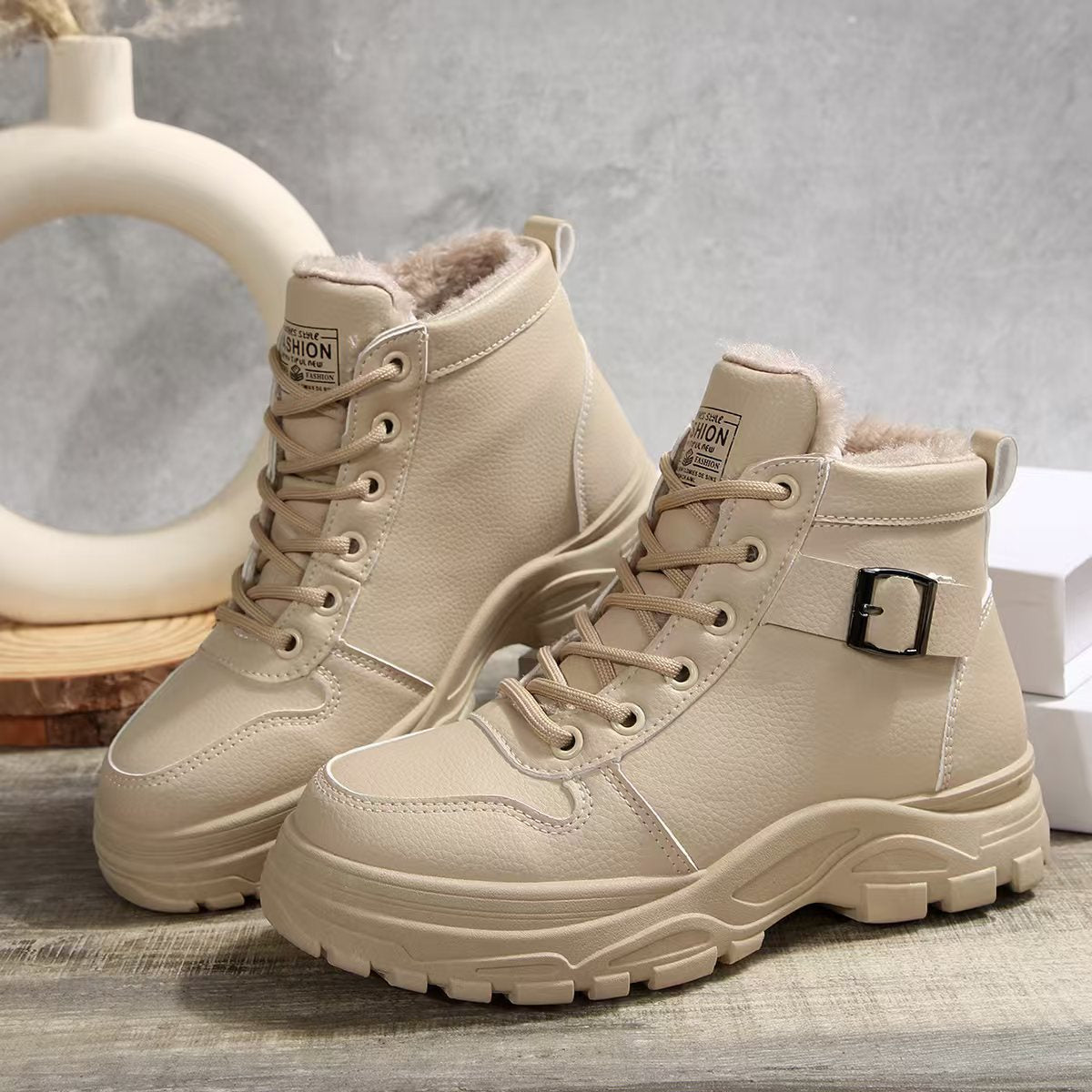 Bottes Orthopédiques Classiques au Style Intemporel