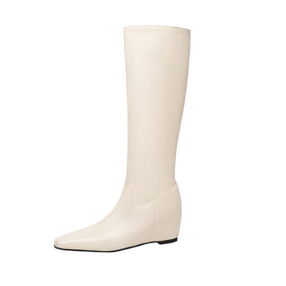 Bottes orthopédiques gracieuses pour un look moderne