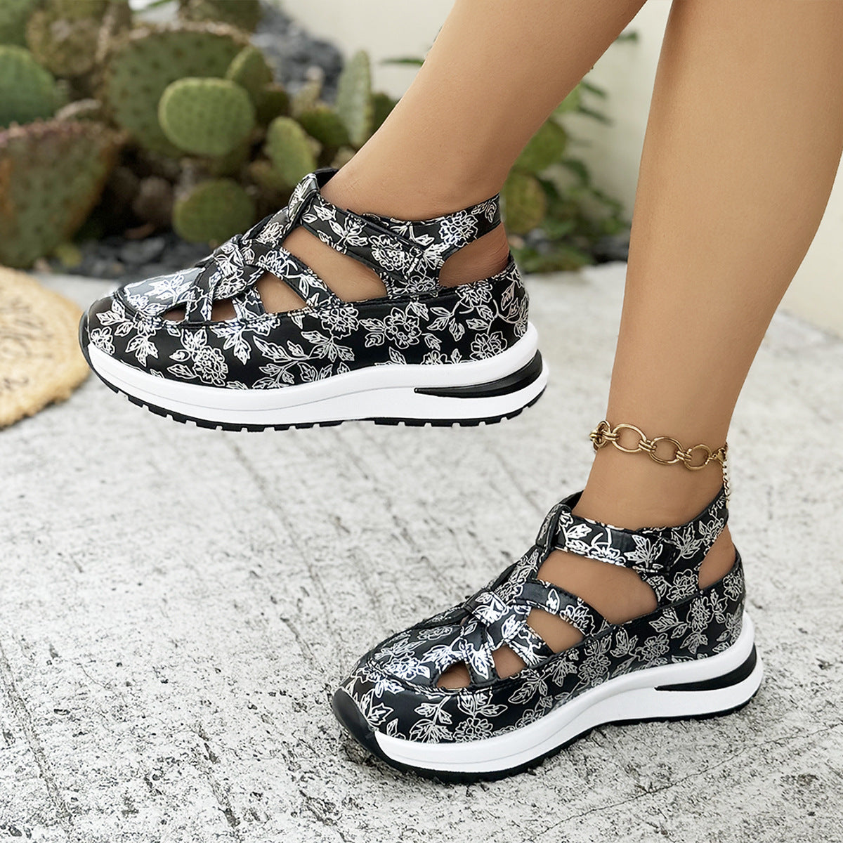 Chaussures Orthopédiques Gracieuses au Look Moderne