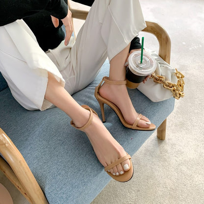 Sandales Orthopédiques Gracieuses au Look Moderne