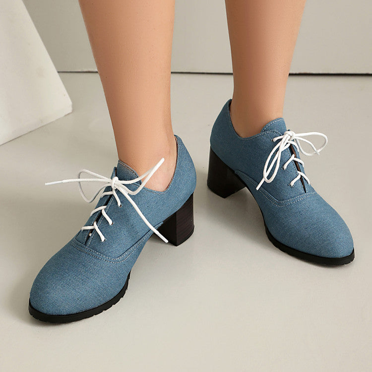 Chaussures Orthopédiques d'Inspiration Vintage