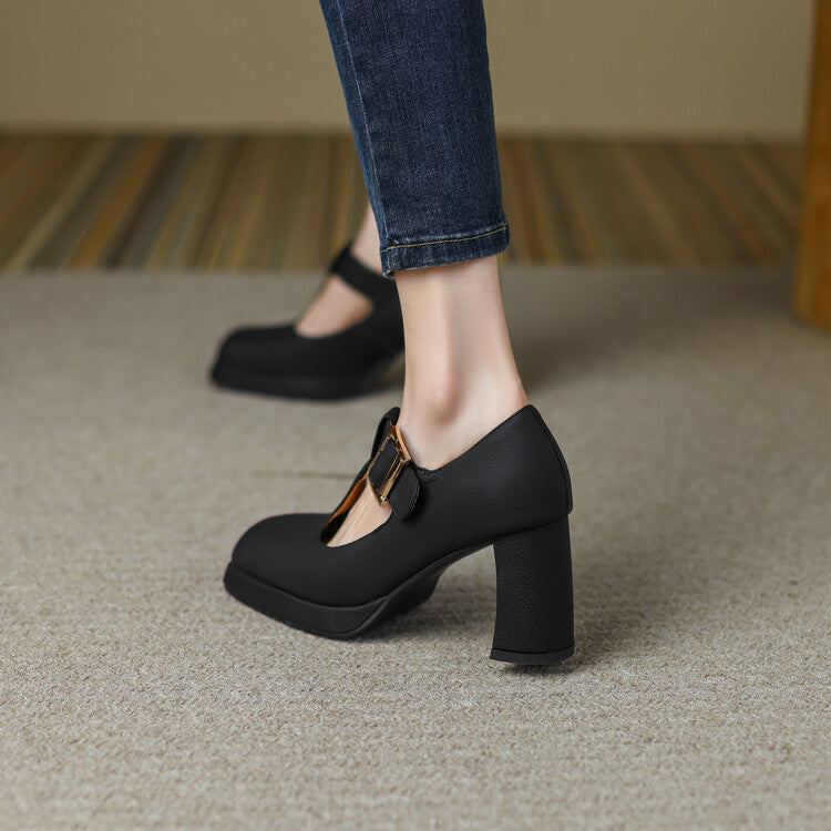 Chaussures Orthopédiques d'Inspiration Vintage