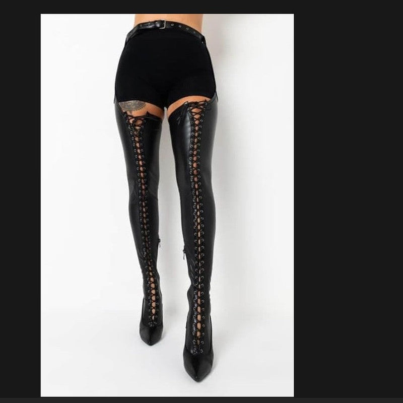 Bottes orthopédiques d'inspiration vintage
