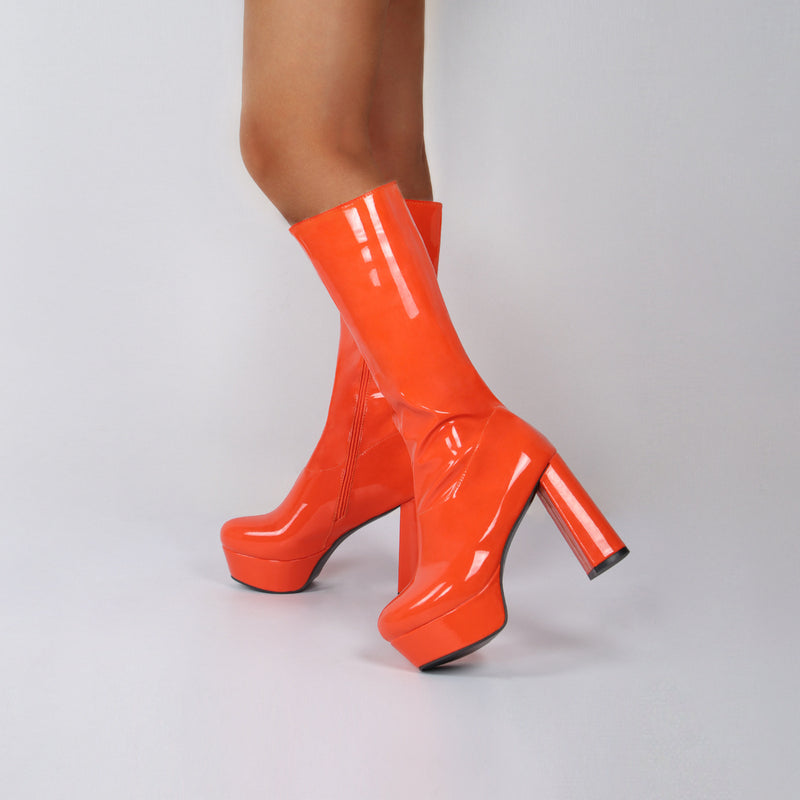 Bottes Orthopédiques Classiques au Style Intemporel