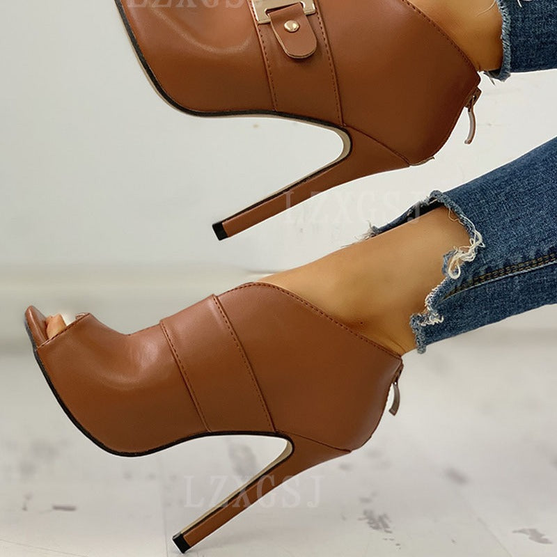 Sandales Orthopédiques Gracieuses au Look Moderne
