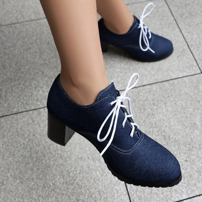 Chaussures Orthopédiques d'Inspiration Vintage