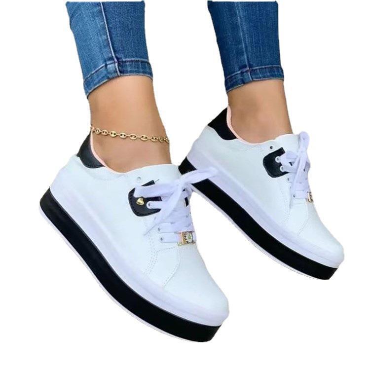 Chaussures Orthopédiques Gracieuses au Look Moderne