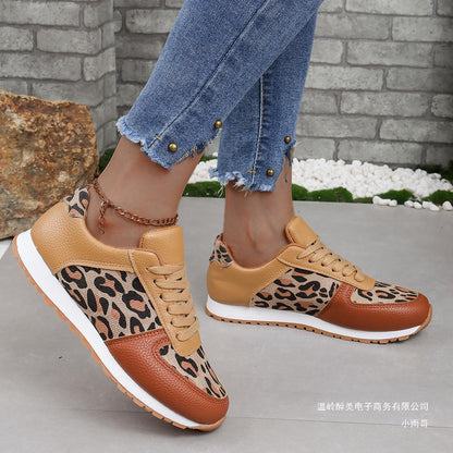 Chaussures Orthopédiques d'Inspiration Vintage