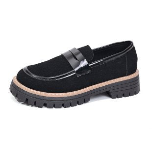 Chaussures Orthopédiques d'Inspiration Vintage
