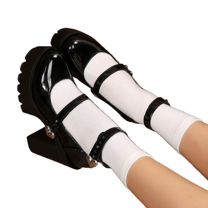Chaussures Orthopédiques d'Inspiration Vintage