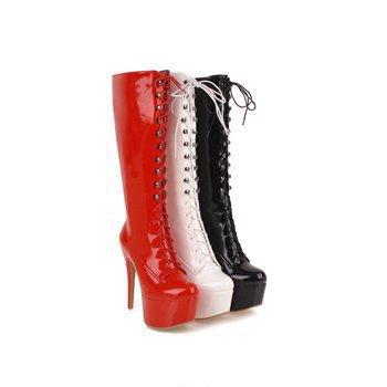 Bottes Orthopédiques Gracieuses au Look Moderne