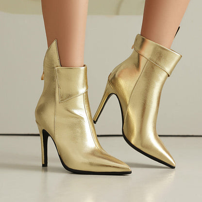 Bottes orthopédiques d'inspiration vintage