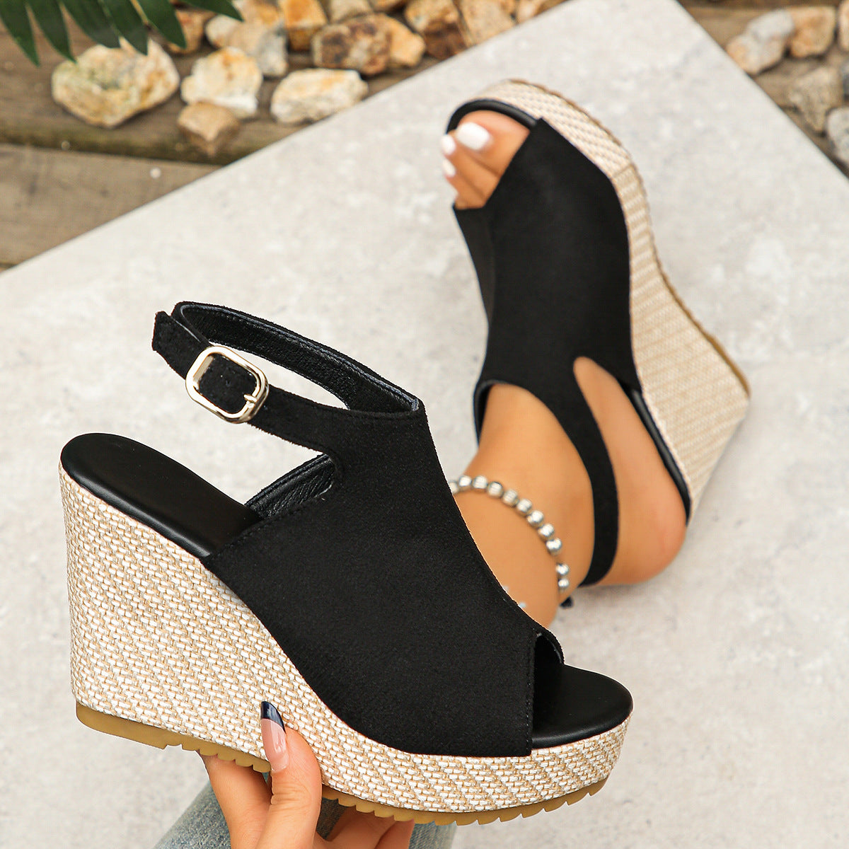 Chaussures Orthopédiques d'Inspiration Vintage