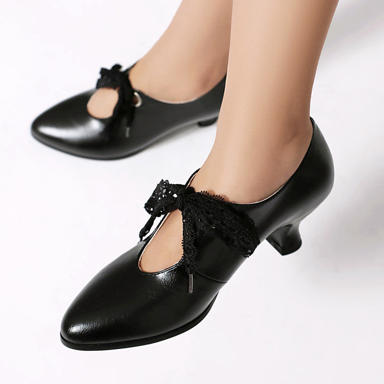 Chaussures Orthopédiques d'Inspiration Vintage