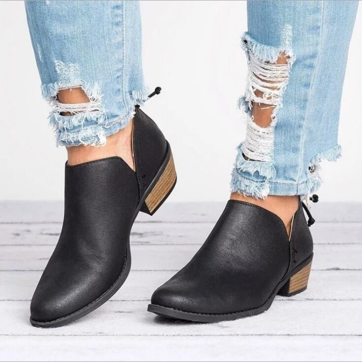Chaussures Orthopédiques Gracieuses au Look Moderne