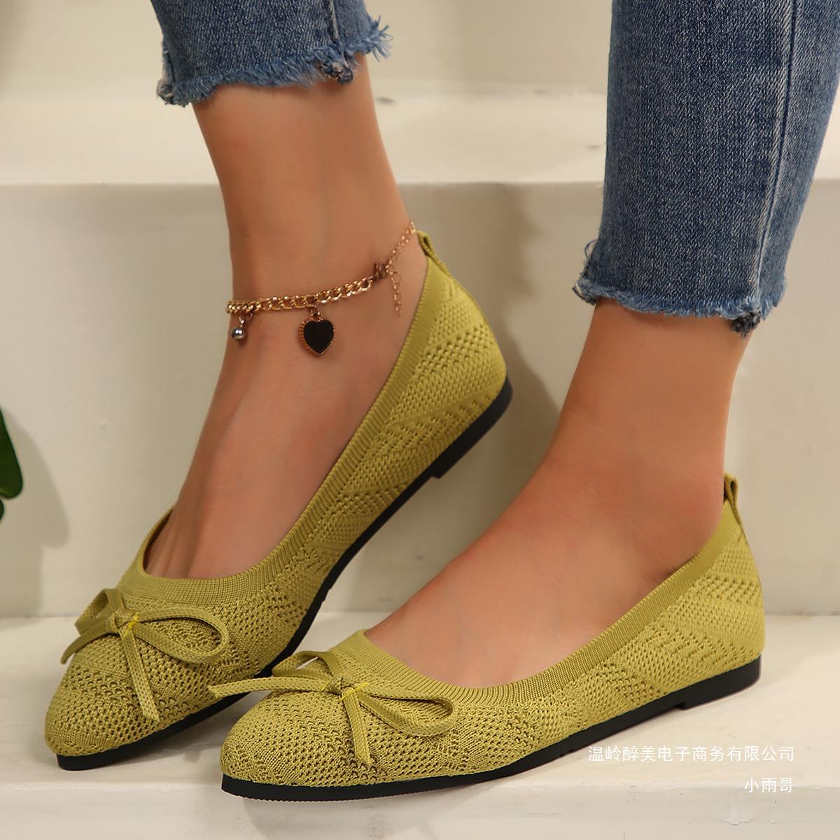 Chaussures Orthopédiques d'Inspiration Vintage