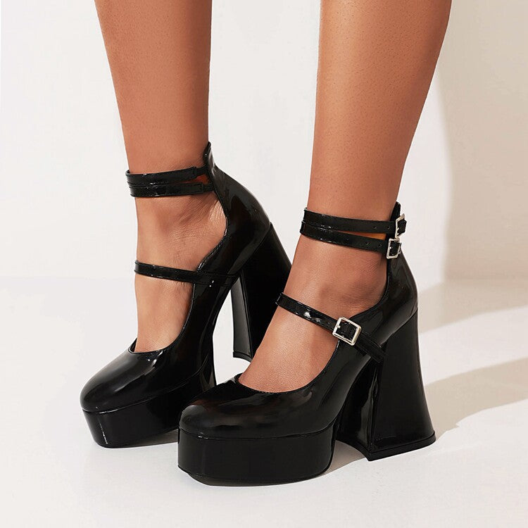 Chaussures Orthopédiques d'Inspiration Vintage