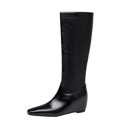 Bottes orthopédiques gracieuses pour un look moderne