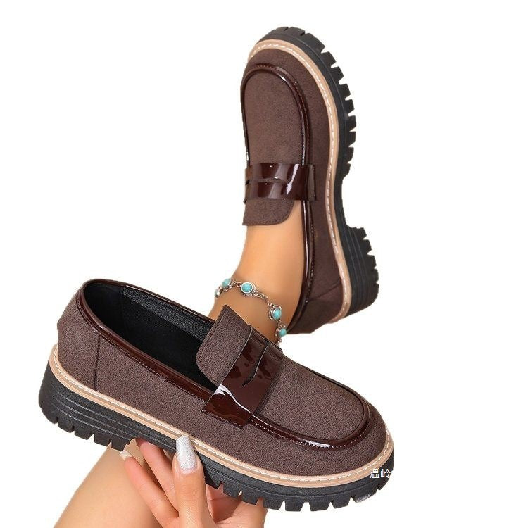 Chaussures Orthopédiques d'Inspiration Vintage