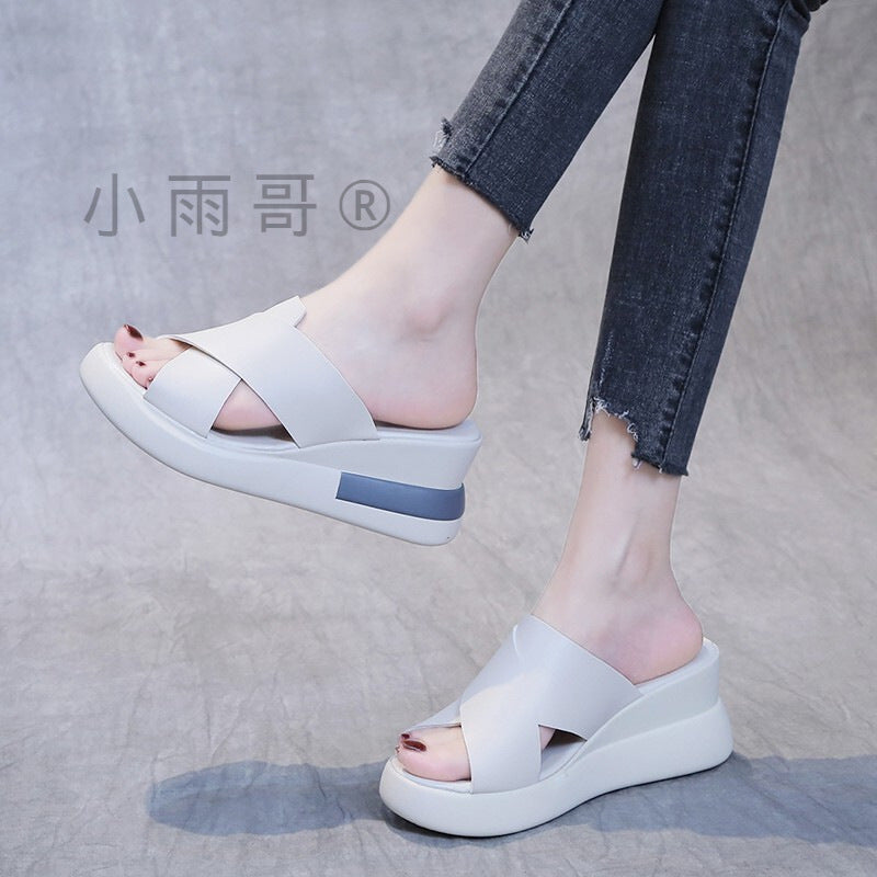 Sandales Orthopédiques Gracieuses au Look Moderne