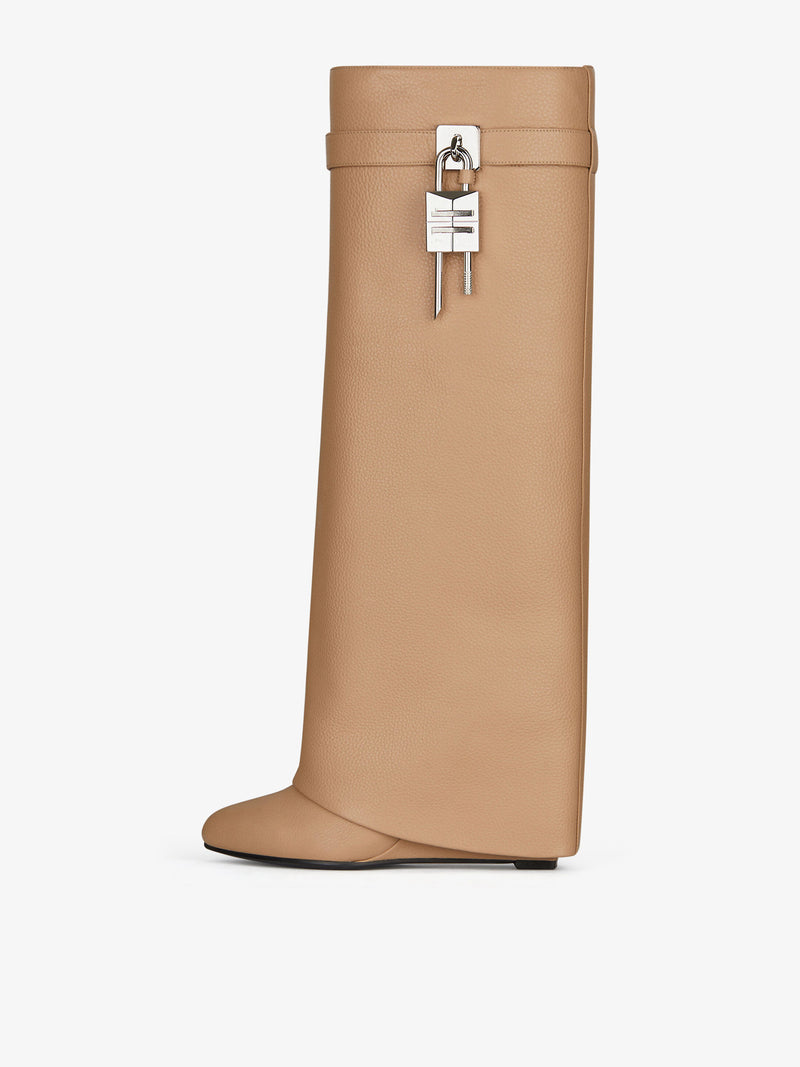 Bottes Orthopédiques Gracieuses au Look Moderne