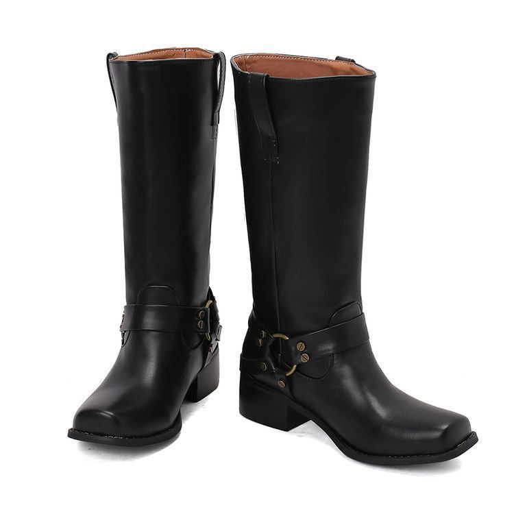 Bottes orthopédiques magnifiquement confectionnées