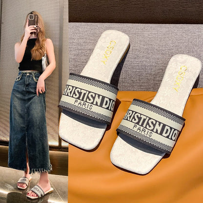 Chaussures Orthopédiques Gracieuses au Look Moderne
