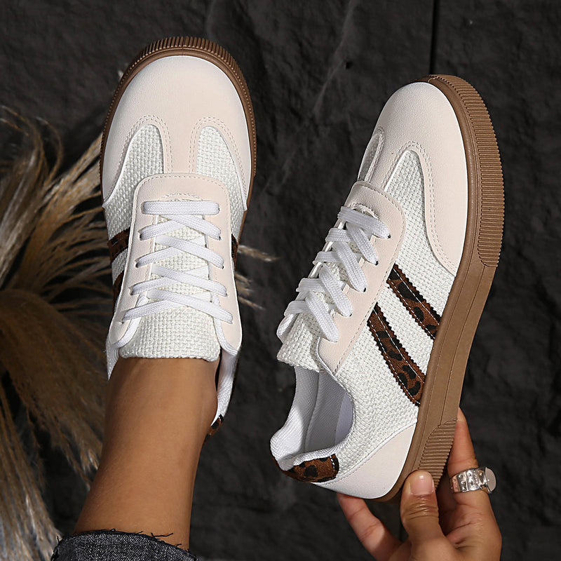 Chaussures Orthopédiques Gracieuses au Look Moderne