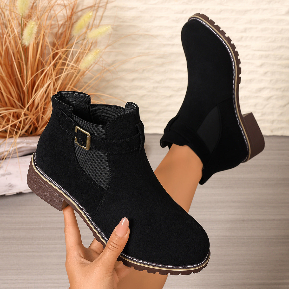 Bottes Orthopédiques Classiques au Style Intemporel
