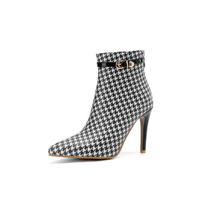 Bottes Orthopédiques Classiques au Style Intemporel