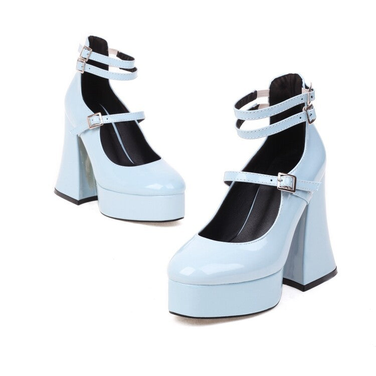 Chaussures Orthopédiques d'Inspiration Vintage