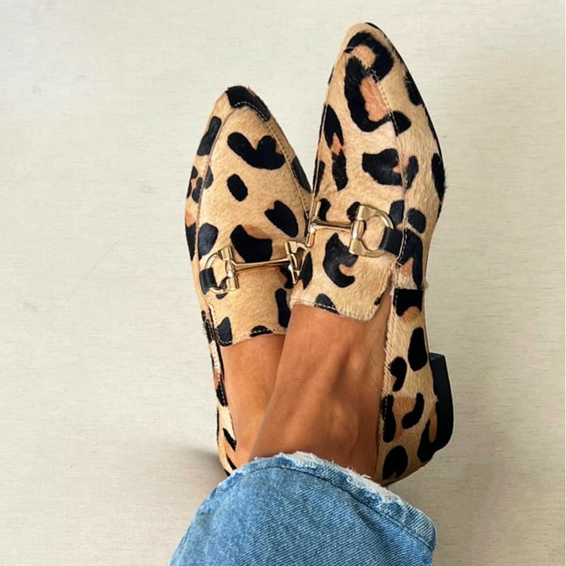 Chaussures Orthopédiques d'Inspiration Vintage