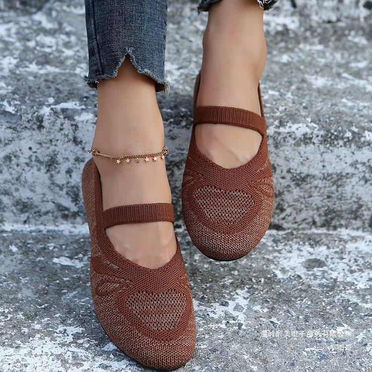 Chaussures Orthopédiques d'Inspiration Vintage